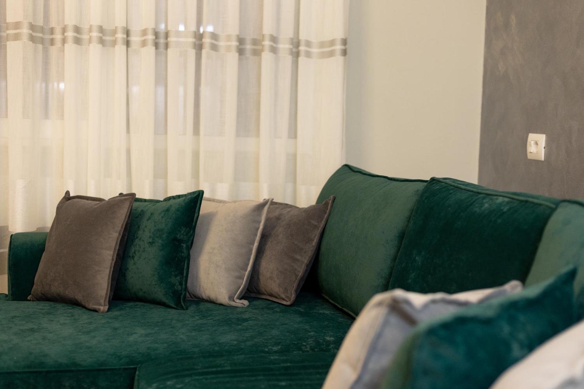 Tirana Days Free Parking Apartment Exterior foto